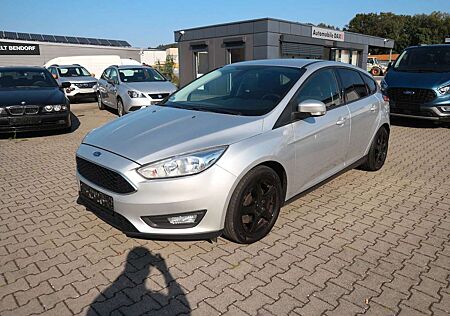 Ford Focus 1.5 EcoBoost Lim. Business*Navi*HU/AU neu*