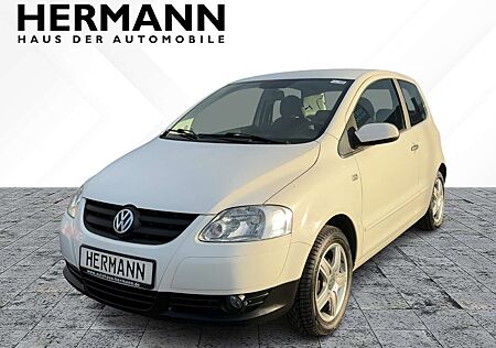 VW Fox Volkswagen 1.2 Style *LM