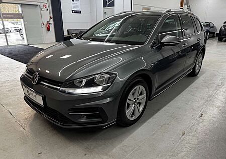 VW Golf Variant Volkswagen R Line