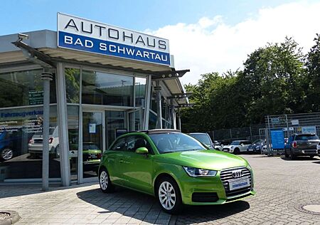 Audi A1 1.0 TFSI, Panoramadach, Exclusive-Lackierung