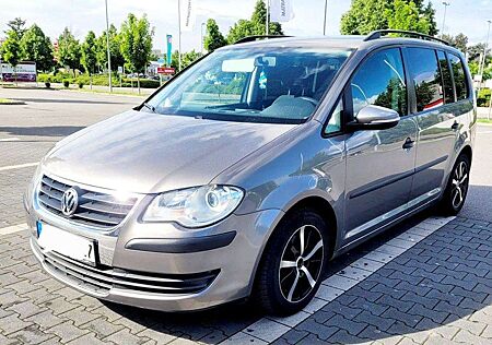 VW Touran Volkswagen 1.4 TSI Freestyle