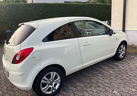 Opel Corsa 16V Edition 2000