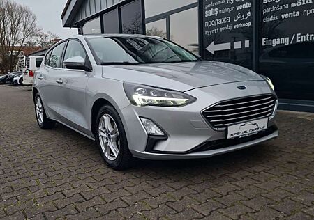 Ford Focus Limo 1.0 EB Cool & Connect - LED - CAM