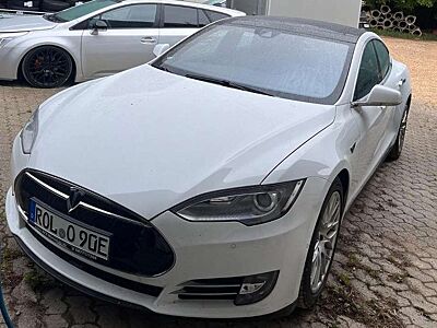 Tesla Model S Model S 70D Allradantrieb FREE CHARGING
