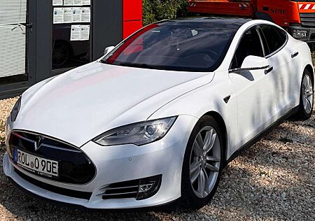 Tesla Model S Model S 70D Allradantrieb FREE CHARGING