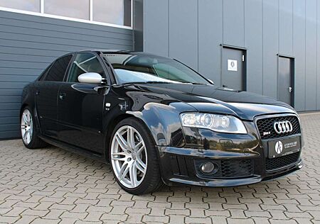 Audi RS4 Limousine 4.2 FSI quattro *XENON*PDC*NAVI*