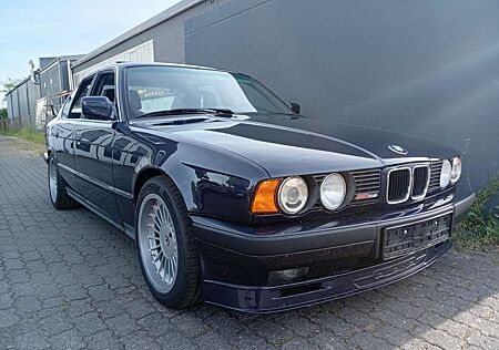 Alpina B10