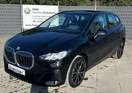 BMW 218 Active Tourer i EU6d Autom. 17'' el. AHK SHZ RFK P