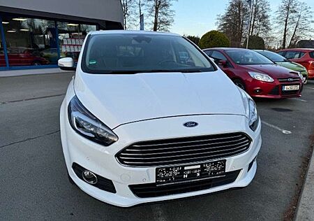 Ford S-Max 2,0 TDCI Autom. Titan. Leder Winterpaket PDC v.+h.