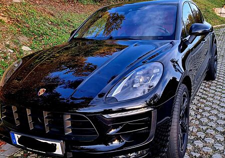 Porsche Macan GTS Vollausstattung, AHK, StdHz, Approved