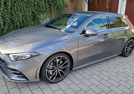 Mercedes-Benz A 35 AMG MBUX High-End / Multibeam / 360° Kamera / 19"