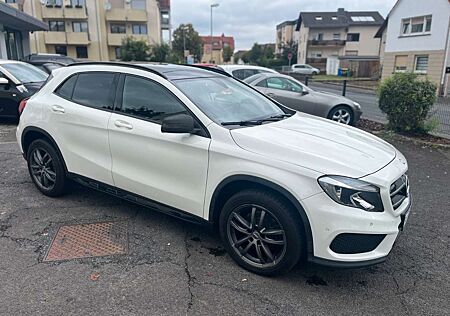 Mercedes-Benz GLA 250 4Matic*Pano*Night*AMG Line*Lieferservice