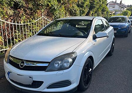 Opel Astra GTC 1.4