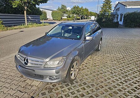 Mercedes-Benz C 220 T CDI DPF BlueEFFICIENCY