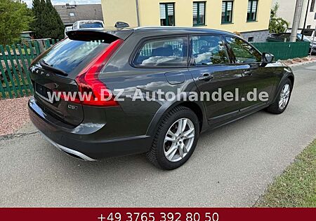 Volvo V90 Cross Country AWD Leder Navi AHK 1. Hand