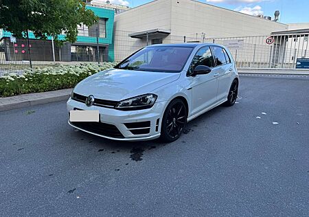 VW Golf R Volkswagen