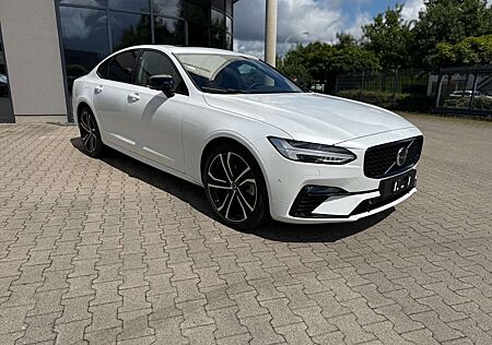 Volvo S90 Ultimate Dark Recharge Plug-In AWD UPE ~95000€