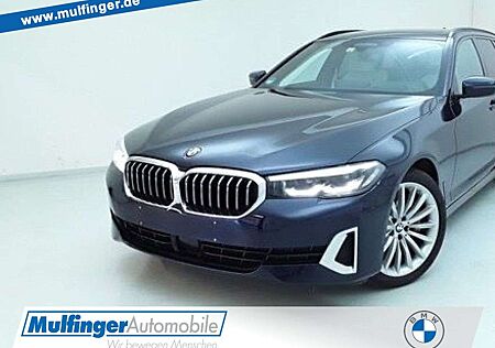 BMW 530 d xDrive Touring LED Tempomat Bluetooth Navi