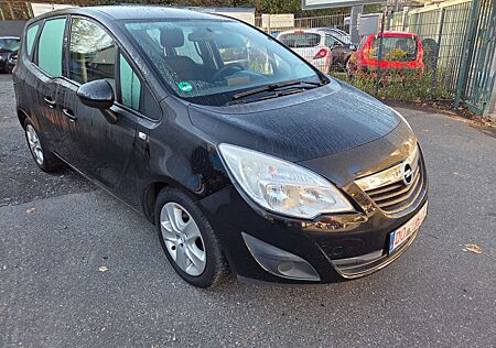 Opel Meriva Selection erst 136000 Klima TÜV neu
