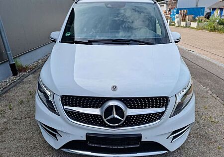 Mercedes-Benz V 300 d lang 9G-TRONIC