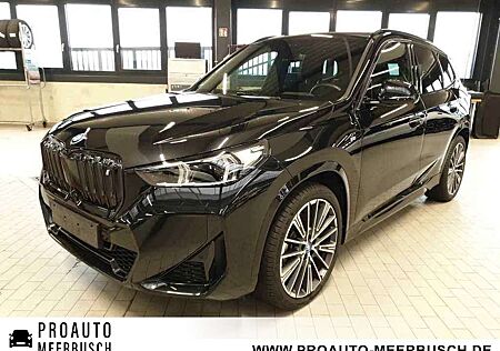 BMW iX1 30 xDrive M Sport AHK/MMRY/ACC/HEADUP/PANO