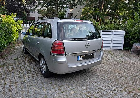 Opel Zafira 2.2 Automatik