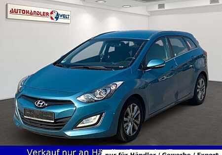Hyundai i30 Kombi 1.6 CRDI T-Leder ALU SHZ Style
