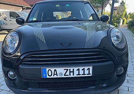 Mini ONE Blackyard