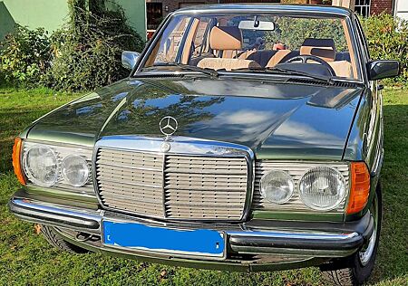 Mercedes-Benz E 230 230 E