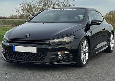 VW Scirocco Volkswagen 2.0 TSI R-Line
