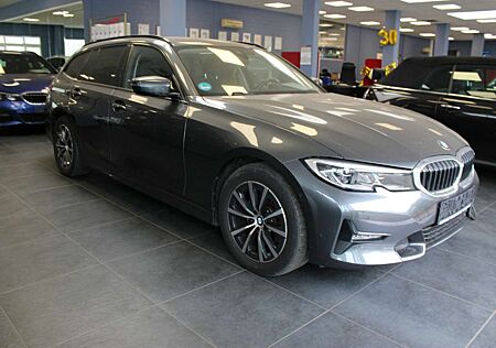 BMW 320d 320 Touring Aut. Sport Line