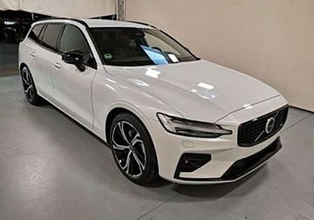 Volvo V60 B4 Kombi Plus Dark AHK H&K Frontscheibenhzg