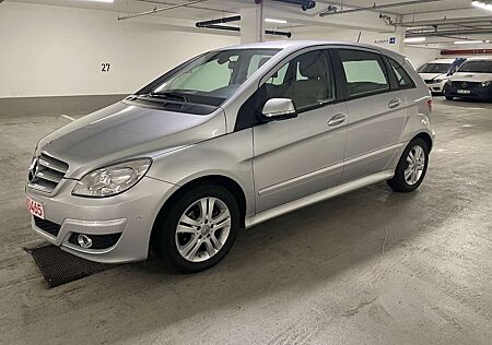 Mercedes-Benz B 150