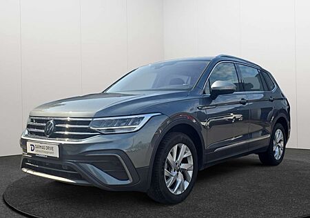 VW Tiguan Allspace Volkswagen Life 1.5 TSI DSG PanoD AHK TOP
