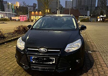 Ford Focus Turnier 1.0 EcoBoost Start-Stopp-System SYNC Edition