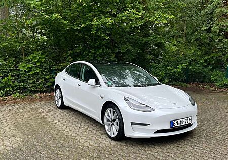 Tesla Model 3 Langstreckenbatt. Allradantrieb Dual Motor