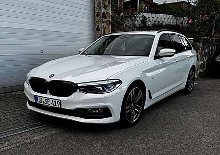 BMW 540i 540 xDrive Touring Aut.Luxury Line