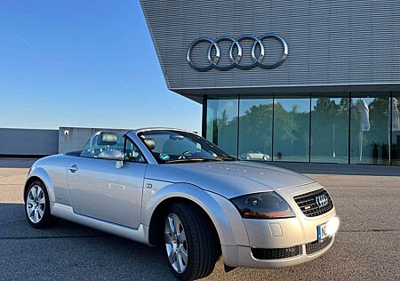 Audi TT Roadster 1.8 T quattro