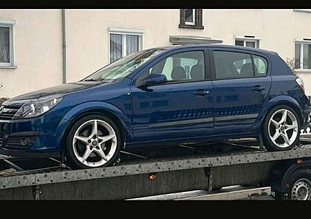 Opel Astra Fließheck 5-Türer 2.0 Turbo Sport