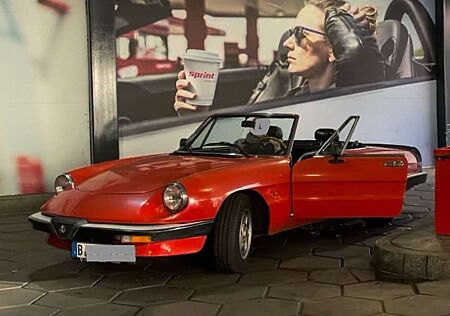 Alfa Romeo Spider 2.0