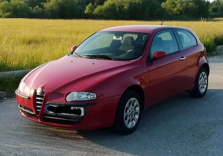 Alfa Romeo 147 1.6 Twin Spark ECO Distinctive