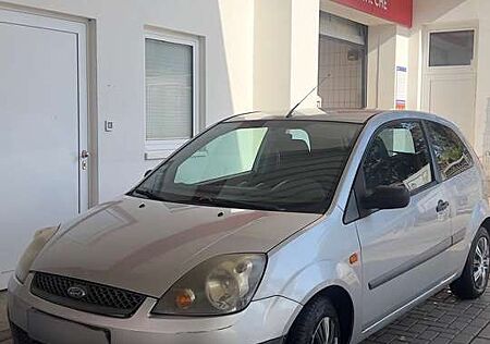 Ford Fiesta 1.3 Ambiente