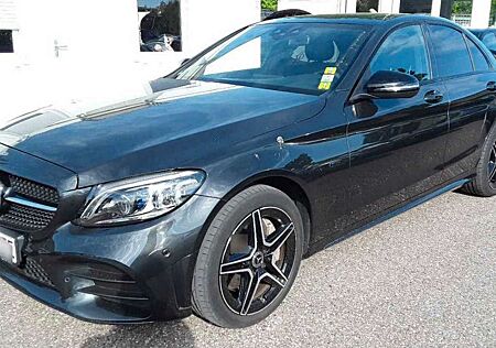 Mercedes-Benz C 300 C300de Edition 19 AMG LINE+PANO+DISTRONIC+BURMES