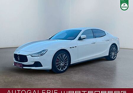 Maserati Ghibli 3.0d S V6 //NAVI//CAM//LEDER//BI-XENON//