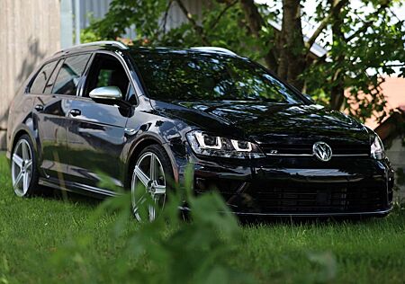 VW Golf Variant Volkswagen R BMT 4Motion