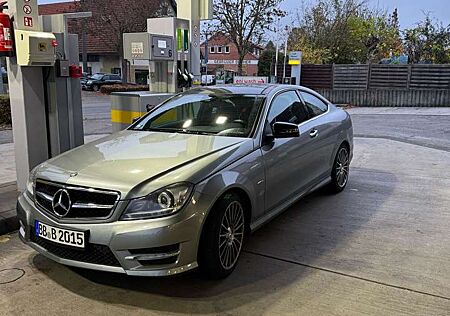 Mercedes-Benz C 250 Coupe Sport 7G-TRONIC