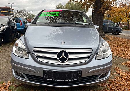 Mercedes-Benz B 170 Navi-Sitzh.-Tüv+Service NEU-Teilleder-PDC