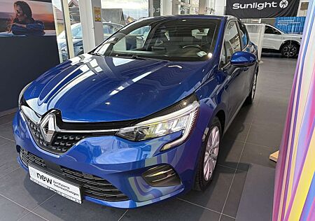 Renault Clio INTENS E-TECH 140