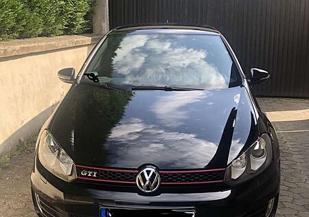 VW Golf GTI Volkswagen 2.0