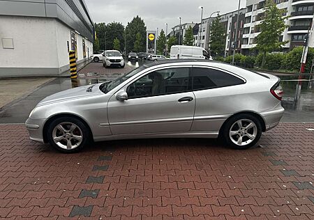Mercedes-Benz C 220 CDI (LA)(203.708)